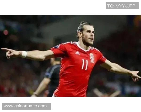 贝尔的足球传奇：从威尔士之星到全球瞩目的运动偶像